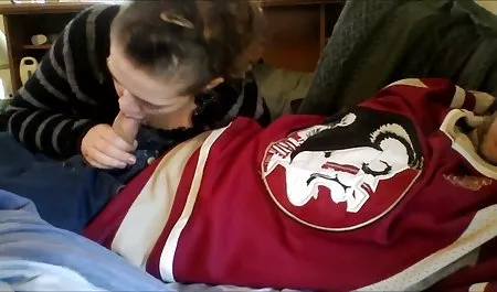 Piękna angielska dziewczyna sex z dojrzalymi mamuskami z dużymi cyckami zrobić