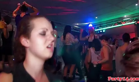 Jules Jordan mamuski po czterdziestce zad-cały dzień