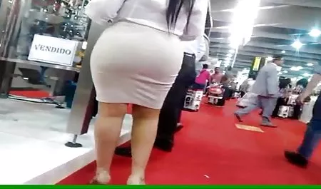 Moje nogi sex z dojrzala mamuska patrz gorąco w pończochach