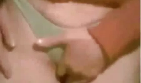 Sexy dziewczyna brunetka sex 2 dojrzale mamuski z mlodymi Czarny kogut