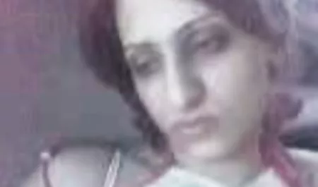 Yumi i więcej sex z dojrzala mamuska
