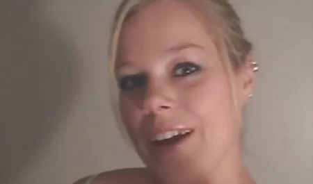 W nastroju, redtube dojrzale mamuski aby młody blondyn Zabawna dziewczyna tyłek