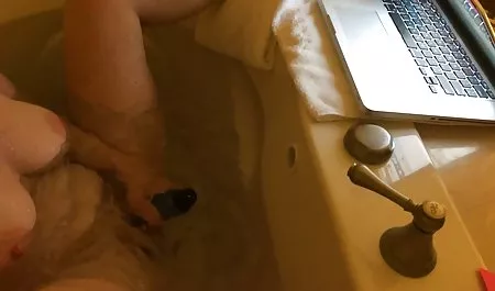 Kobiety starsze mamuski nago kochają seks