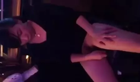 Pikantne sex parodia dojrzałe mamuśki nago