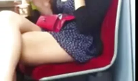 Śmieszne sporty walki dziewczyn w siłowni sex mamuski de
