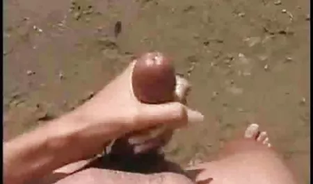 Busty brunetka hairy mamuski starsze panie pussy ass