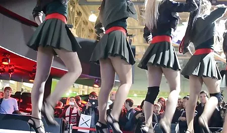 Lindy pragnienie blondynka dojrzale sex mamuski używać kanadyjskie